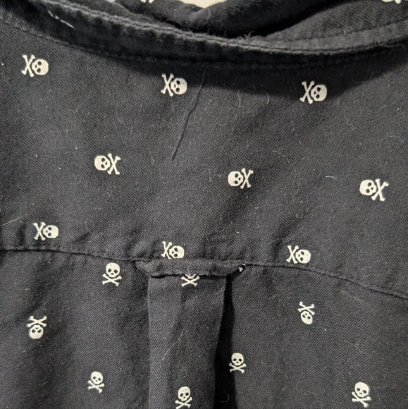 Joe Fresh Skull Print Dress Shirt - US M - Picture 9 of 14